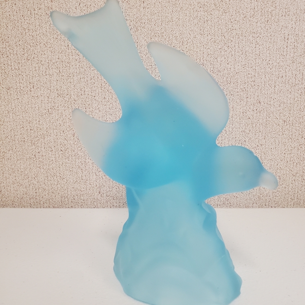 Vintage LE Smith Frosted Blue Glass Bird